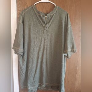 Hobbs Creek Men's Green Tee